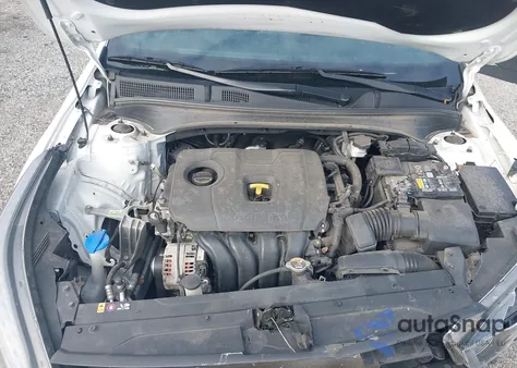 2022 Kia Forte Gt-Line z USA, uszkodzony, nr VIN 3KPF54AD4NE485083